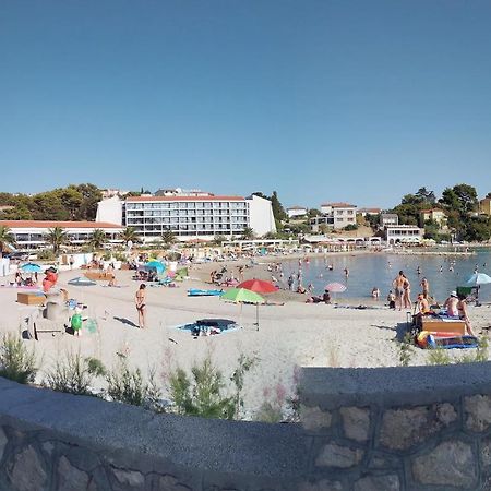 Apartment Branka Banjol Екстериор снимка