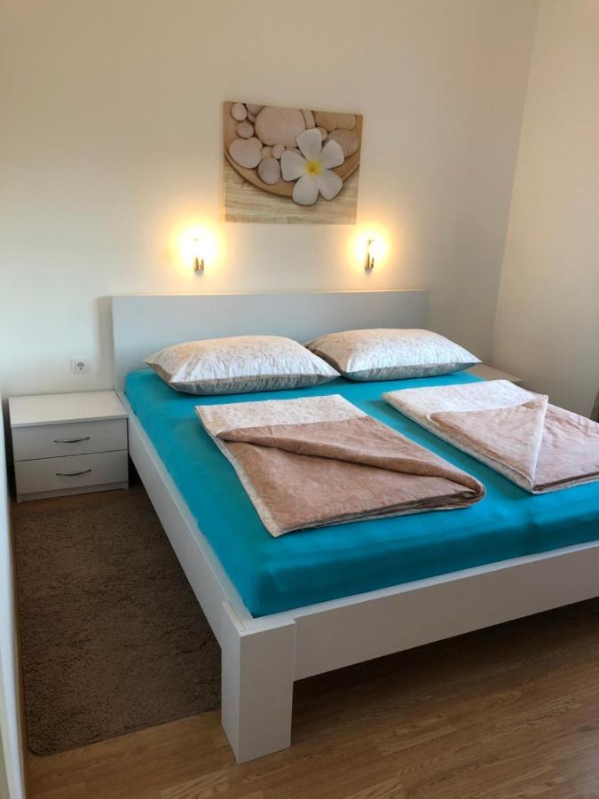 Apartment Branka Banjol Екстериор снимка